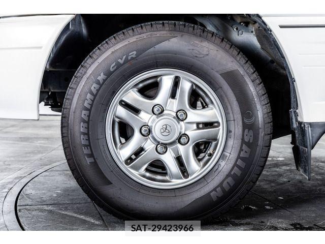 Toyota LAND CRUISER 2002-01 7962331-19