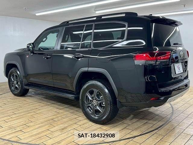 Toyota LAND CRUISER 2024-05 7962330-16