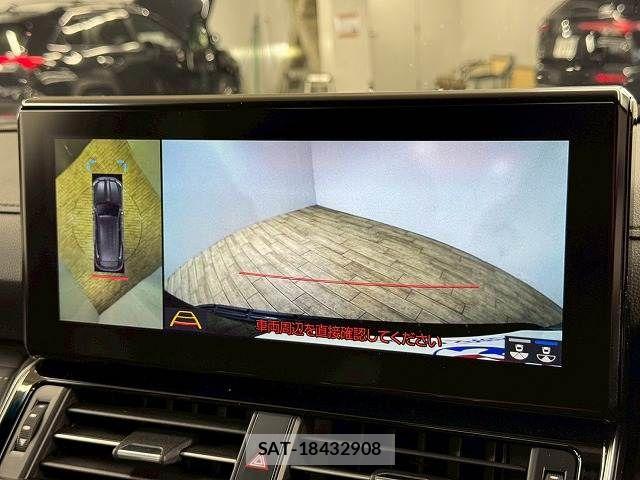 Toyota LAND CRUISER 2024-05 7962330-3