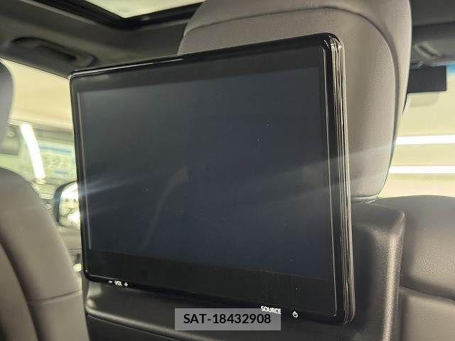 Toyota LAND CRUISER 2024-05 7962330-7
