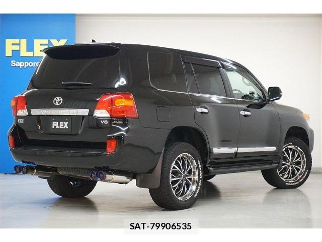 Toyota LAND CRUISER 2014-01 7979696-2