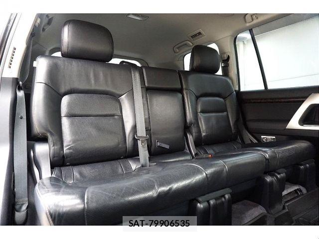 Toyota LAND CRUISER 2014-01 7979696-7