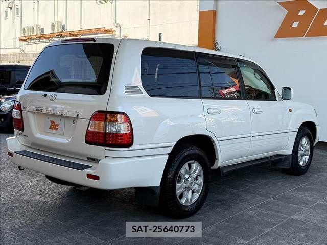Toyota LAND CRUISER 2007-02 7979698-14