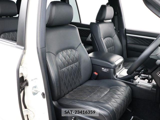 Toyota LAND CRUISER 2016-01 7979694-5