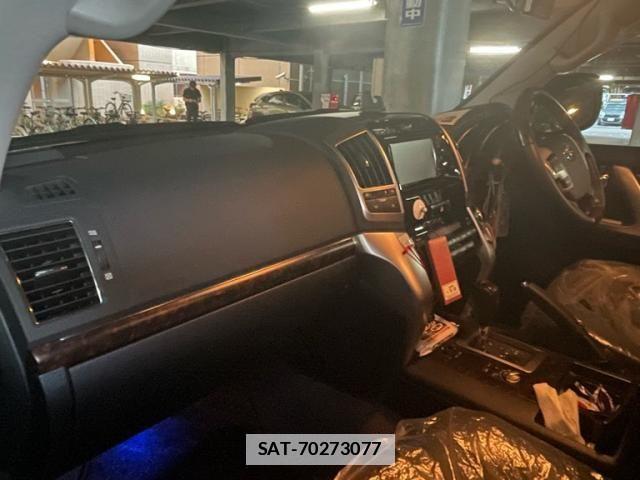 Toyota LAND CRUISER 2014-11 7979697-14