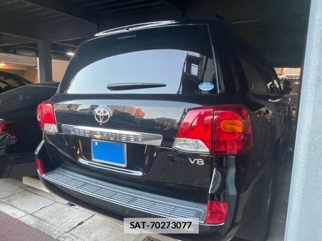 Toyota LAND CRUISER 2014-11 7979697-3