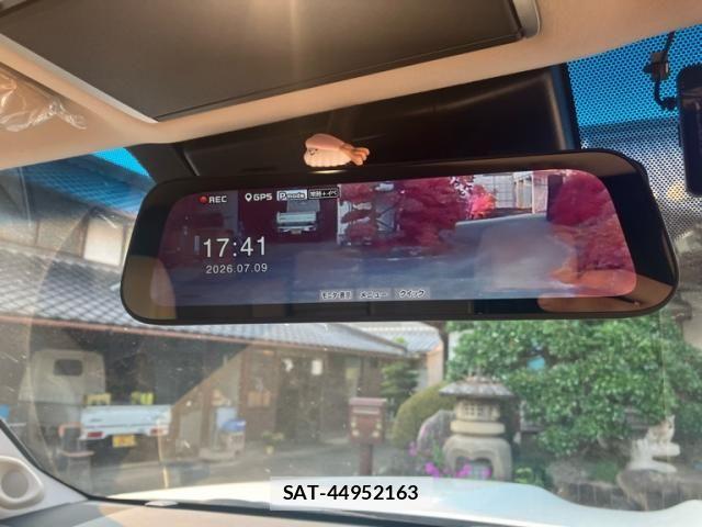 Toyota LAND CRUISER 2024-03 7979693-17