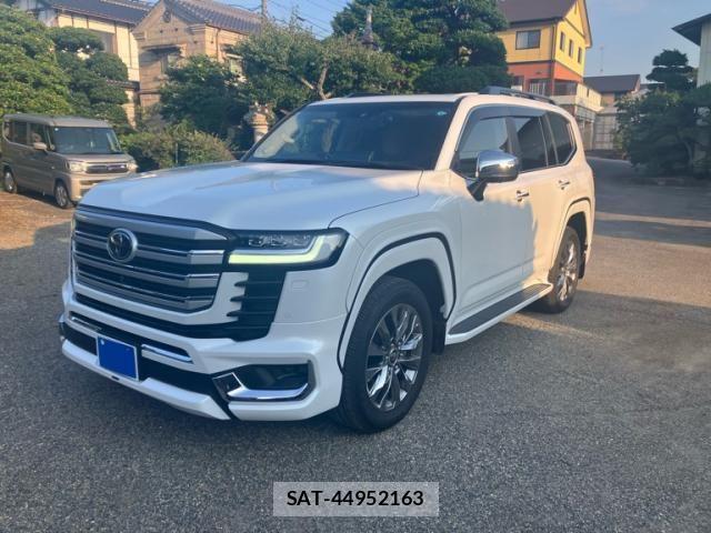 Toyota LAND CRUISER 2024-03 7979693-1