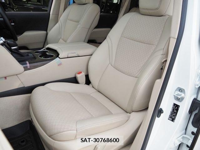 Toyota LAND CRUISER 2023-08 8036307-12