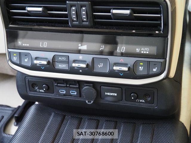 Toyota LAND CRUISER 2023-08 8036307-16