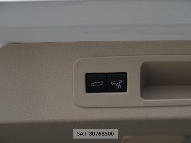 Toyota LAND CRUISER 2023-08 8036307-18