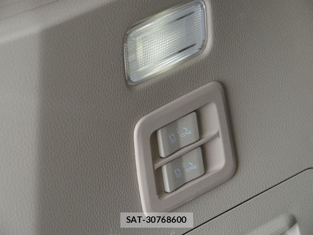 Toyota LAND CRUISER 2023-08 8036307-19