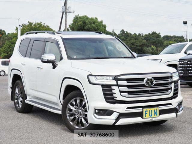 Toyota LAND CRUISER 2023-08 8036307-2