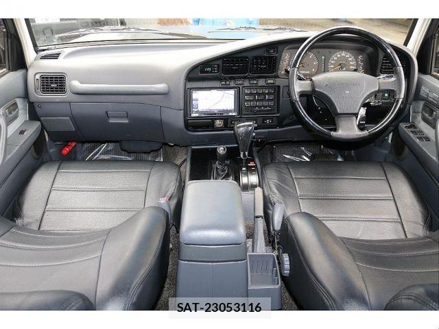 Toyota LAND CRUISER 1993-01 8036313-1