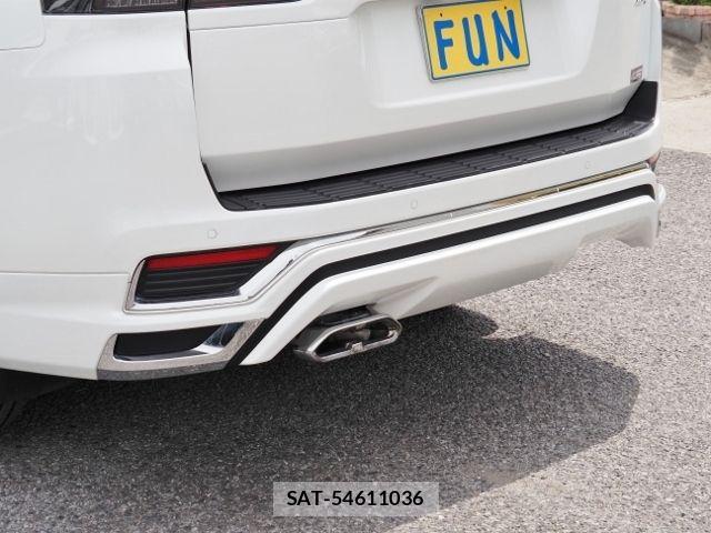 Toyota LAND CRUISER 2025-04 8036306-9