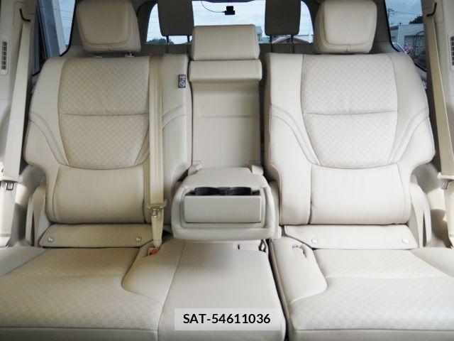 Toyota LAND CRUISER 2025-04 8036306-15