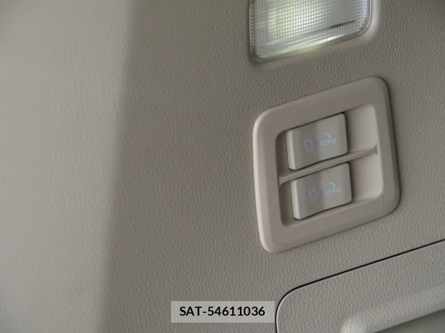 Toyota LAND CRUISER 2025-04 8036306-21