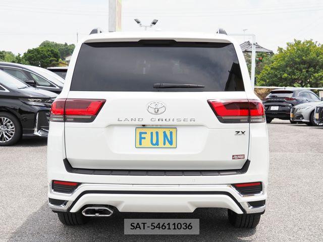 Toyota LAND CRUISER 2025-04 8036306-6