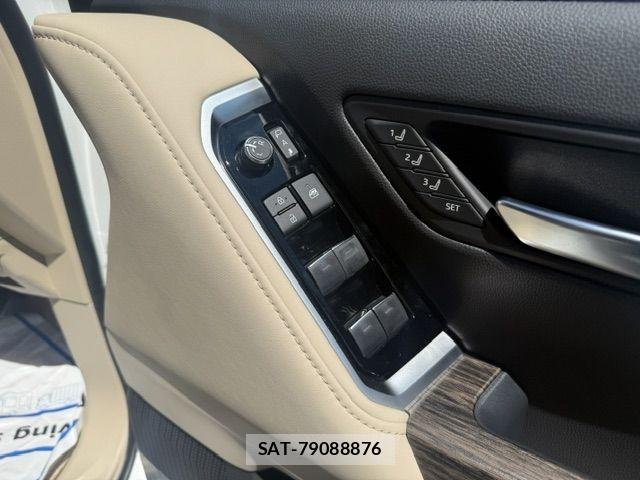 Toyota LAND CRUISER 2025-07 8036305-12