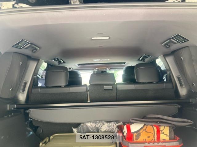 Toyota LAND CRUISER 2024-09 8036300-9