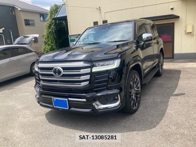 Toyota LAND CRUISER 2024-09 8036300-1