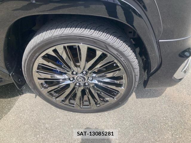 Toyota LAND CRUISER 2024-09 8036300-4