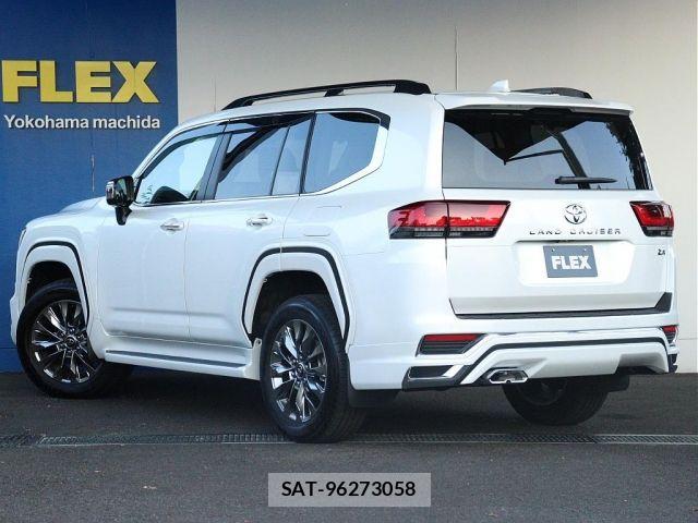 Toyota LAND CRUISER 2025-01 8036302-4