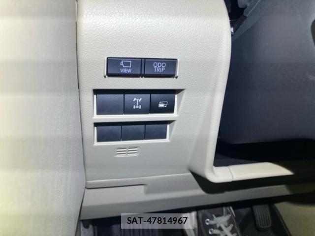 Toyota LAND CRUISER 2023-06 8036304-22