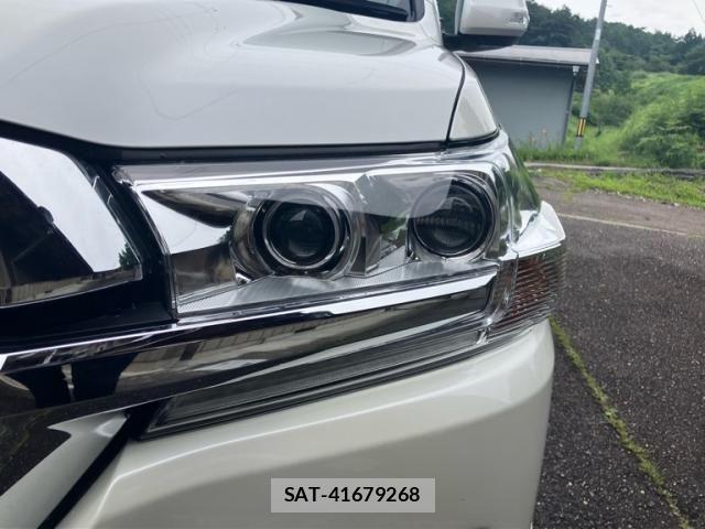 Toyota LAND CRUISER 2020-04 8036311-10