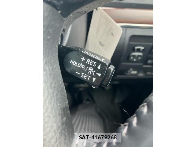 Toyota LAND CRUISER 2020-04 8036311-18
