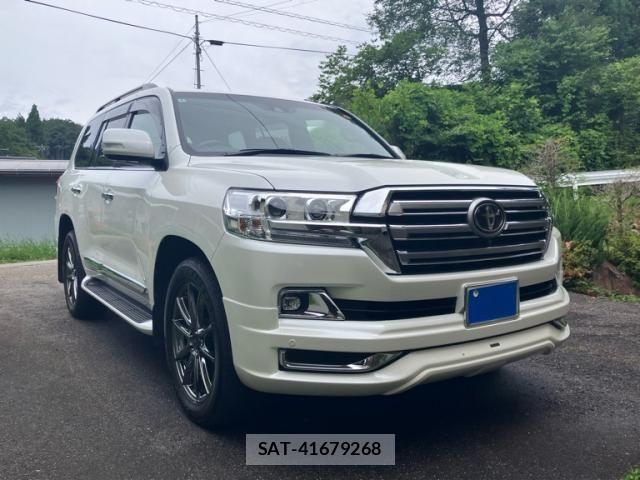 Toyota LAND CRUISER 2020-04 8036311-1