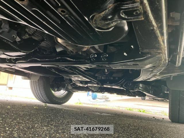 Toyota LAND CRUISER 2020-04 8036311-28