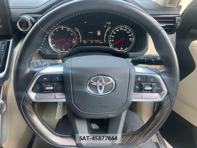 Toyota LAND CRUISER 2024-02 8036308-18