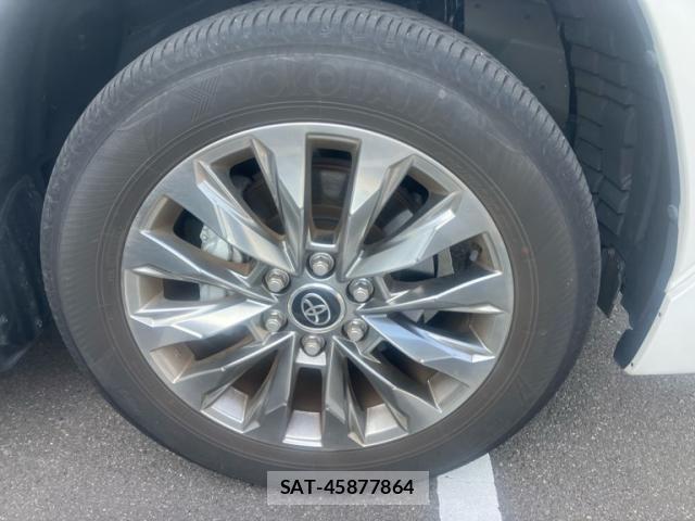 Toyota LAND CRUISER 2024-02 8036308-4