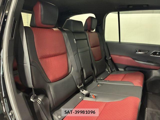 Toyota LAND CRUISER 2026-02 8036301-16
