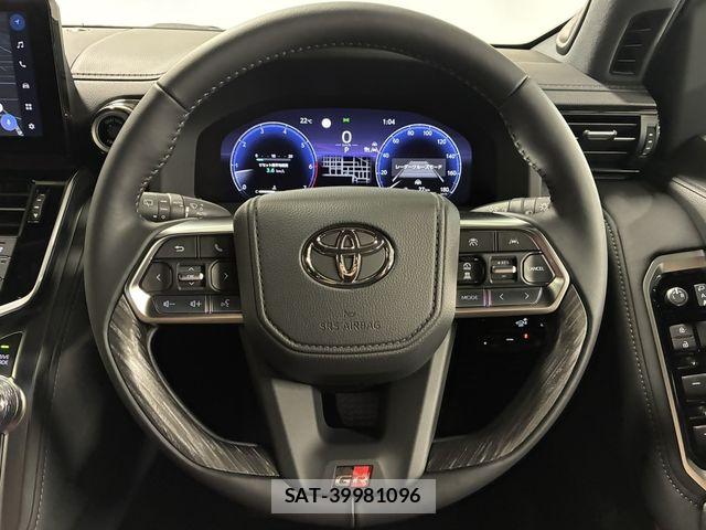 Toyota LAND CRUISER 2026-02 8036301-20
