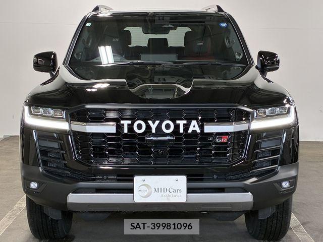 Toyota LAND CRUISER 2026-02 8036301-3