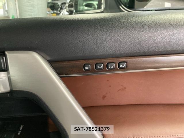 Toyota LAND CRUISER 2018-03 8074271-16
