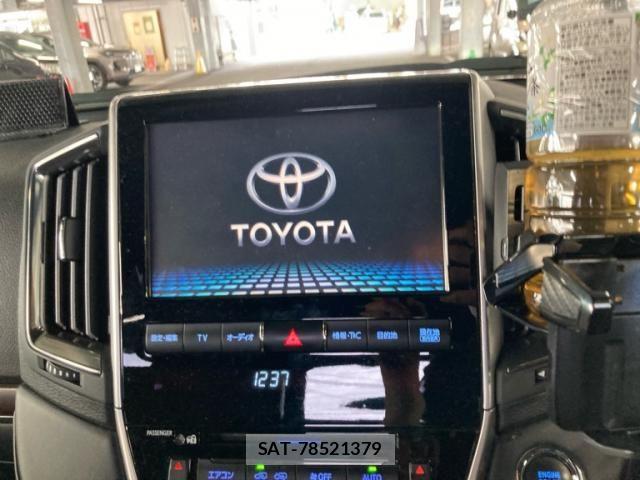Toyota LAND CRUISER 2018-03 8074271-19