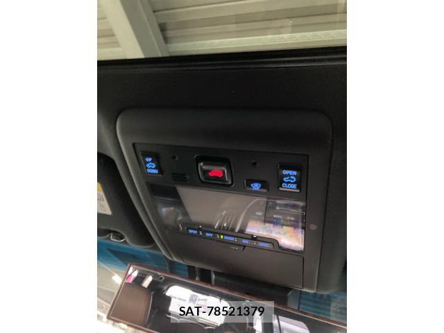 Toyota LAND CRUISER 2018-03 8074271-22