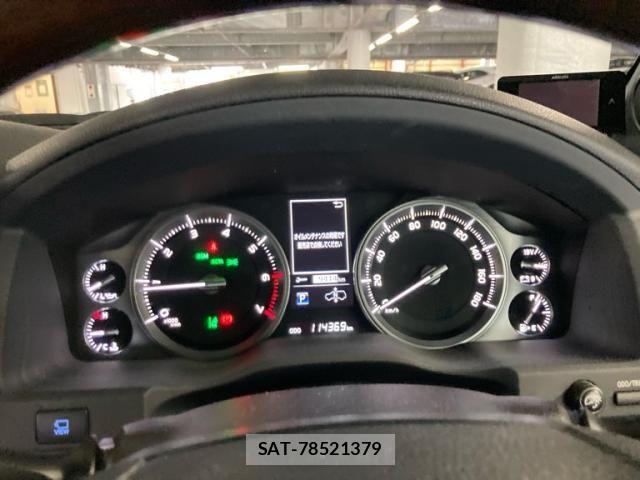 Toyota LAND CRUISER 2018-03 8074271-24