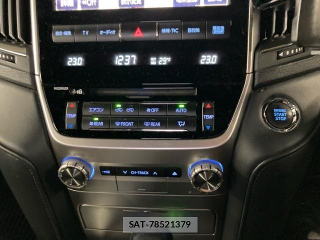 Toyota LAND CRUISER 2018-03 8074271-26