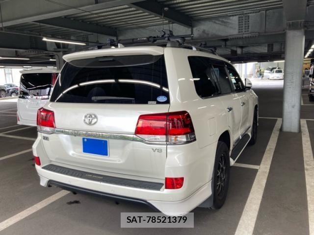 Toyota LAND CRUISER 2018-03 8074271-2