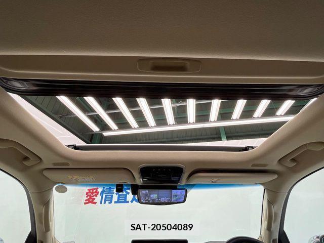Toyota LAND CRUISER 2023-04 8074268-2