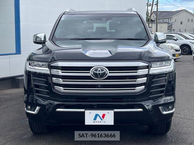 Toyota LAND CRUISER 2023-02 8074269-14