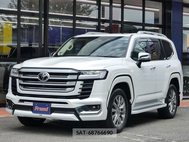 Toyota LAND CRUISER 2026-02 8074267-0