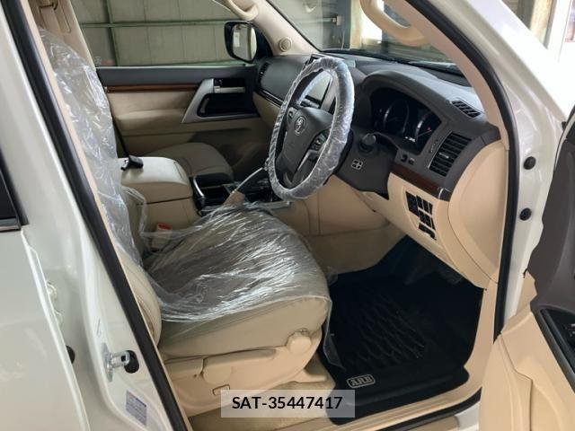 Toyota LAND CRUISER 2016-05 8074273-14