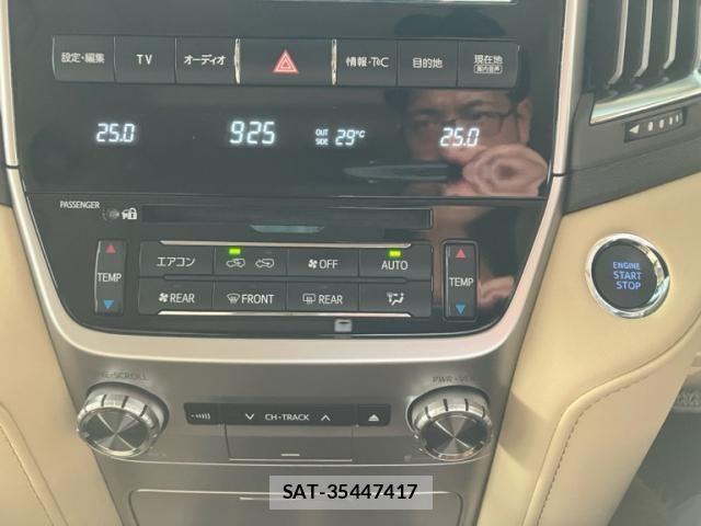 Toyota LAND CRUISER 2016-05 8074273-22