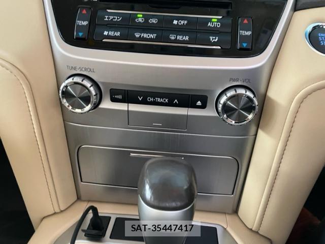 Toyota LAND CRUISER 2016-05 8074273-23
