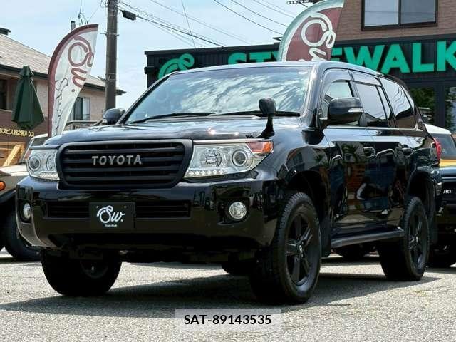 Toyota LAND CRUISER 2015-06 8074274-13